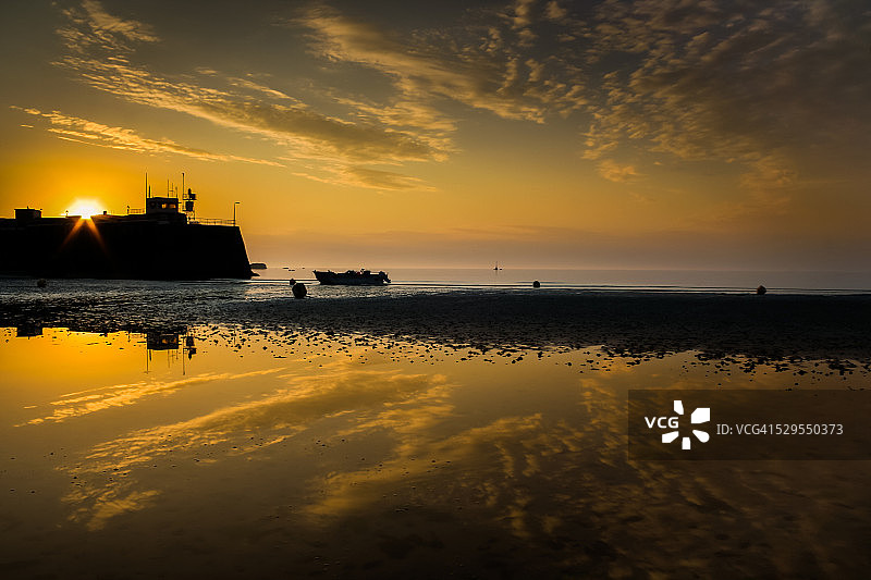 戈里港日出图片素材