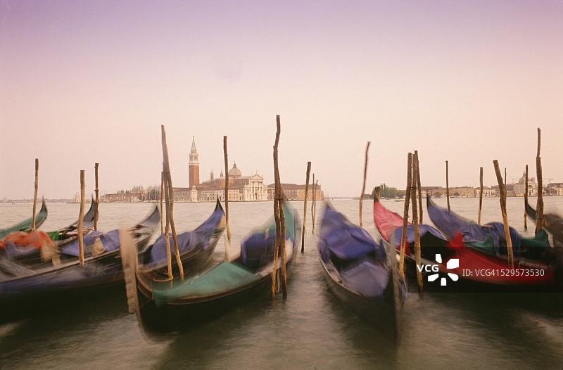 威尼斯贡多拉：意大利威尼托区风光图片素材