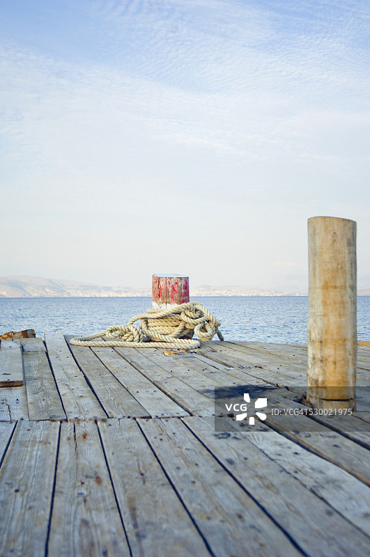 科孚岛的木制浮桥，希腊图片素材