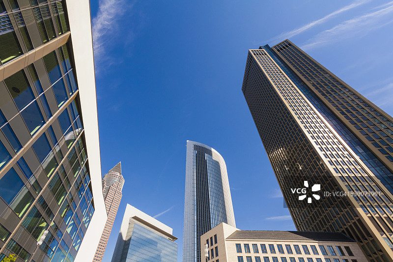 德国黑森州法兰克福欧洲区现代办公楼图片素材