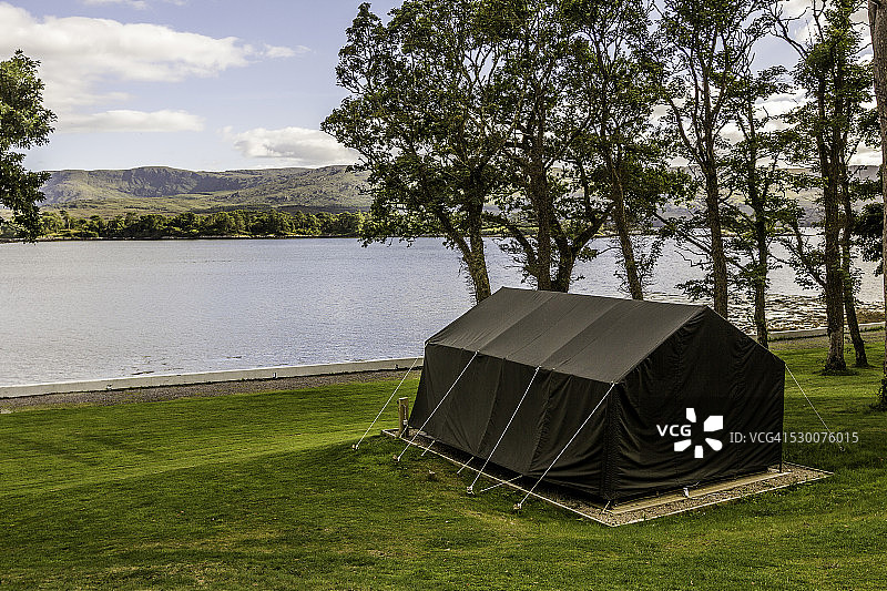 爱尔兰凯里郡肯梅尔河酒店船屋餐厅图片素材