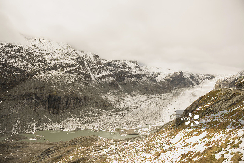 格罗斯格洛克纳山和帕斯泰泽冰川，奥地利克恩顿州霍厄陶恩国家公园图片素材