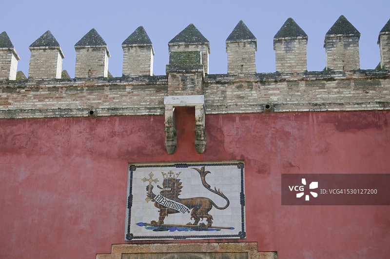 西班牙塞维利亚王宫的狮门景观图片素材