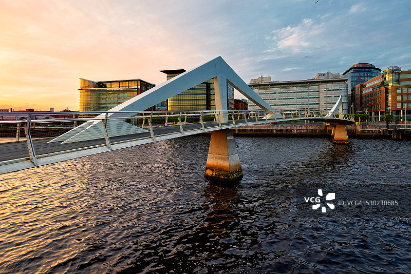 克莱德河上的特雷德斯顿桥，格拉斯哥图片素材