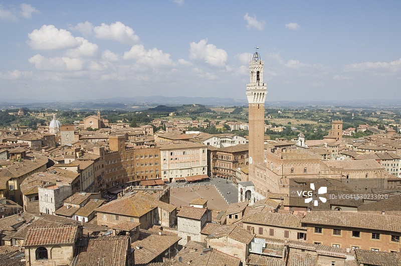 锡耶纳坎波广场和公共宫殿及其钟楼景观，联合国教科文组织世界遗产，意大利托斯卡纳图片素材