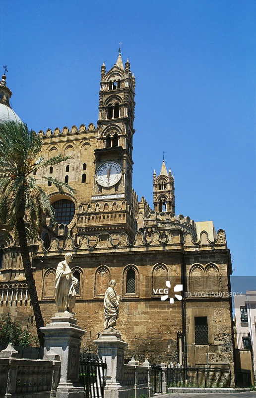 意大利西西里岛巴勒莫的诺曼大教堂图片素材