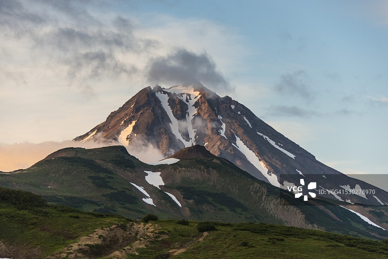 堪察加半岛维柳钦斯克火山图片素材