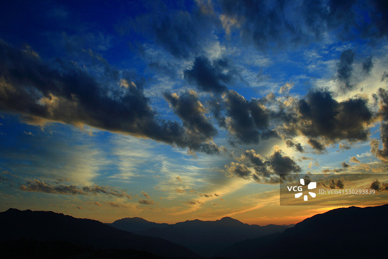 晚上的天空图片素材