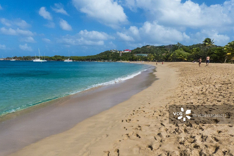 圣文森特和格林纳丁斯梅罗岛盐啸湾沙滩图片素材