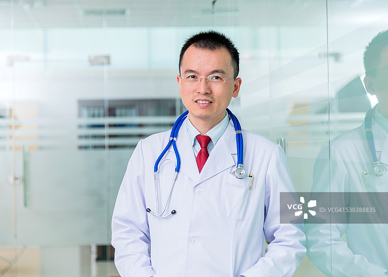 亚洲医生图片素材