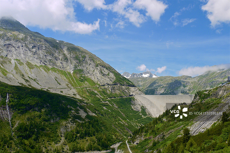 科隆布雷因大坝图片素材