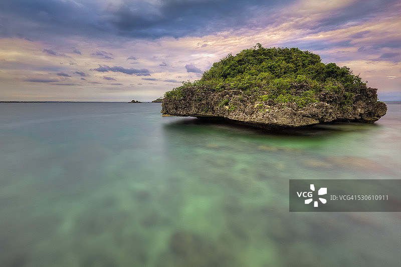 菲律宾漂浮岛屿图片素材