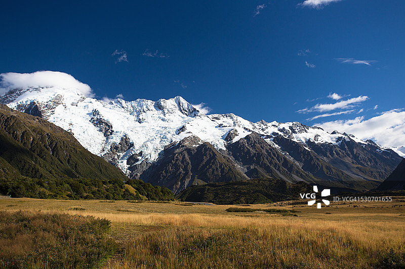从库克山村看到的库克山景色图片素材