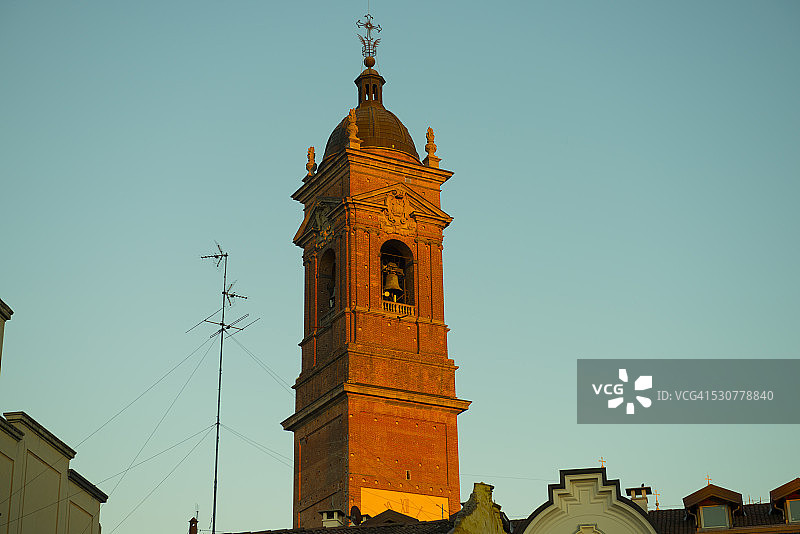 蒙扎大教堂的钟楼图片素材
