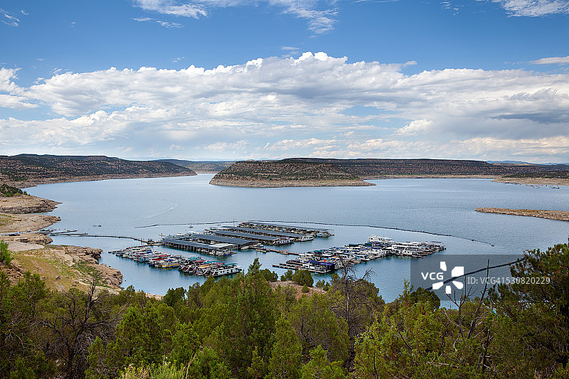 新墨西哥州纳瓦霍湖码头图片素材
