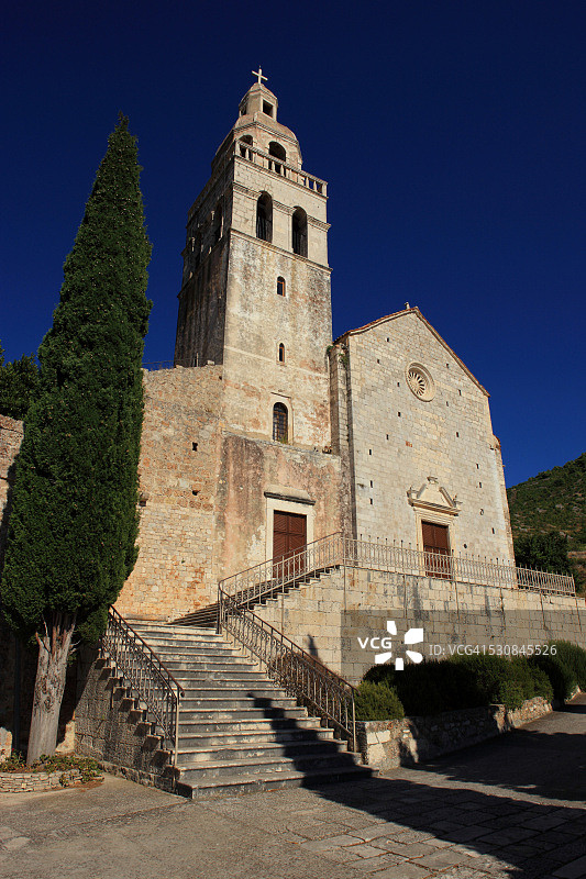 克罗地亚亚得里亚海维斯岛圣尼古拉斯修道院图片素材
