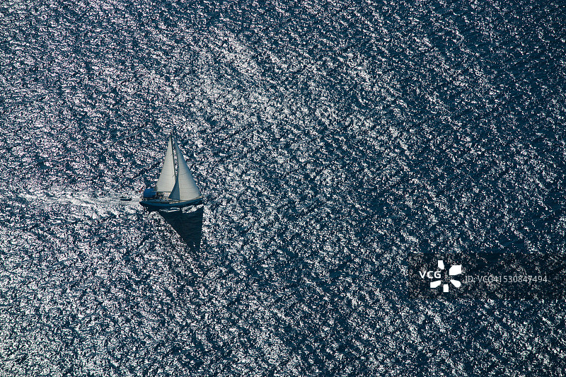 克罗地亚杜布罗夫尼克帆船航拍图片素材