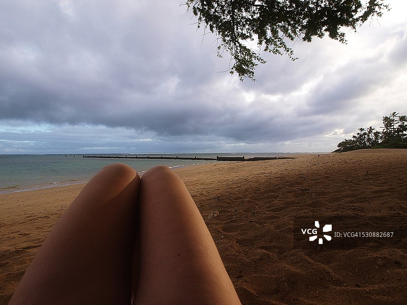 POV - 海滩膝盖图片素材