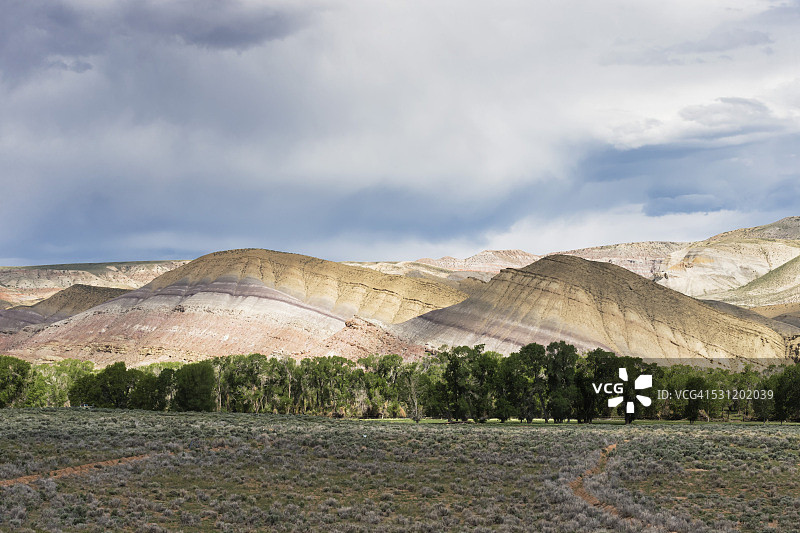 美国怀俄明州阿布萨罗卡山脉和风河山脉：恶地图片素材