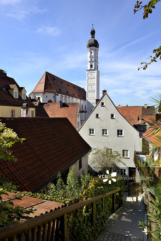 德国巴伐利亚州上巴伐利亚地区莱希河畔兰茨贝格：圣母升天教堂图片素材