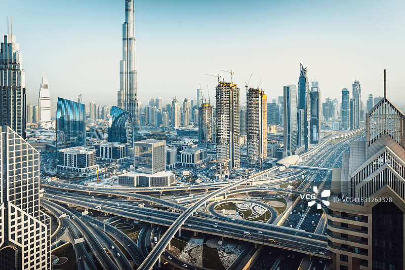 现代迪拜天际线，阿拉伯联合酋长国图片素材