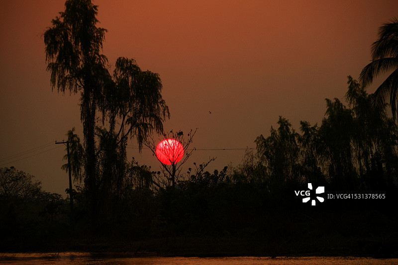 尚未，但很快图片素材