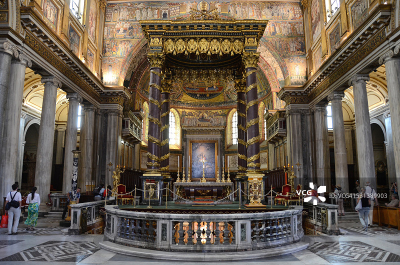 圣母大殿的祭坛图片素材