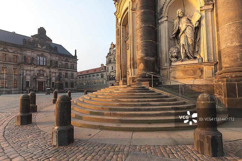 德累斯顿城堡广场的精美建筑图片素材