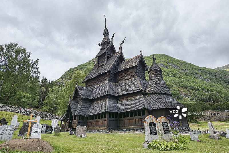 博尔贡的迷人木板教堂图片素材