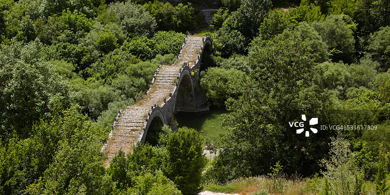 建于1814年的卡洛格里托三拱桥图片素材