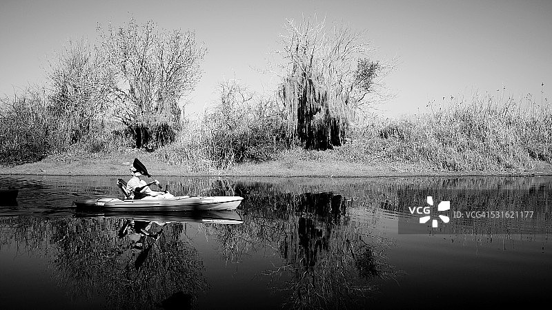 佛罗里达州米亚卡河上的独木舟图片素材