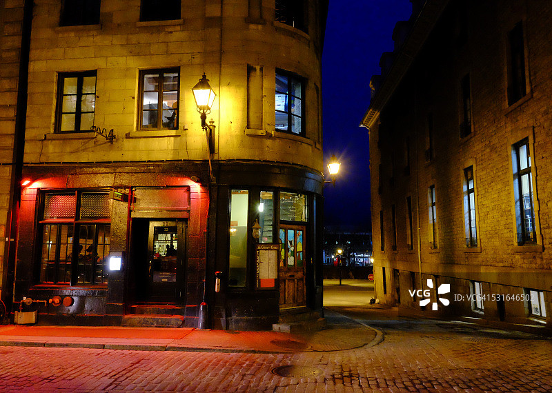 加拿 Montreal 尔老城夜景图片素材
