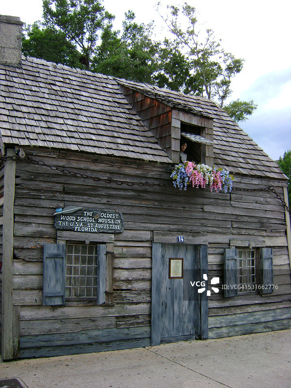 美国佛罗里达州圣奥古斯丁最古老的木制校舍图片素材