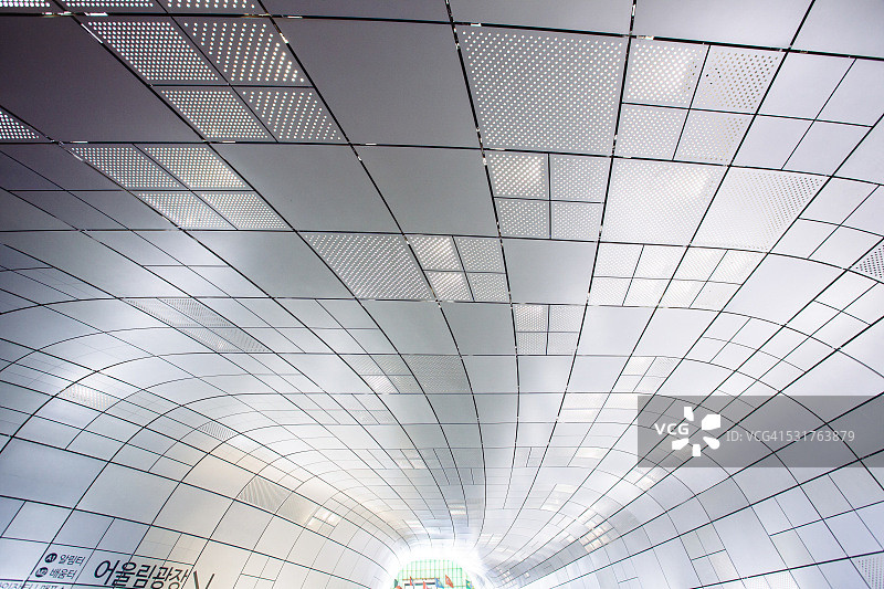 夜晚的DDP外观图片素材