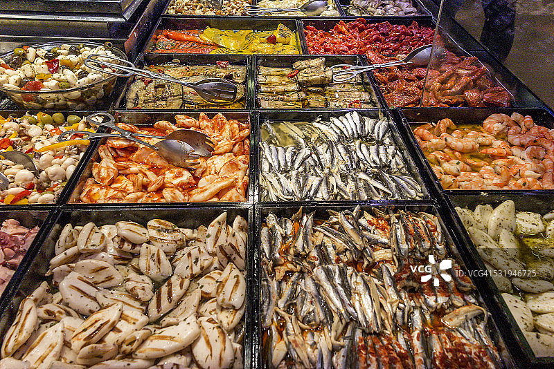 法国里昂中央市场美食广场图片素材