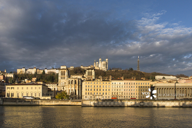 里昂的圣让街区和索恩河图片素材
