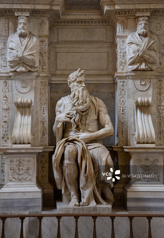 圣彼得锁链教堂的摩西雕像图片素材