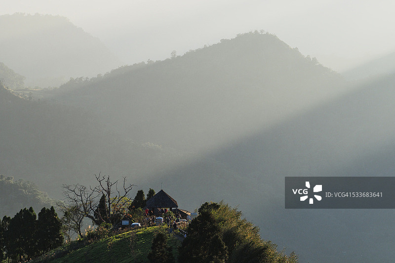 锡定村的阿里山图片素材