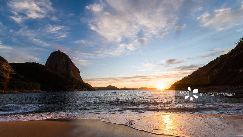 巴西里约热内卢的红色海滩图片素材