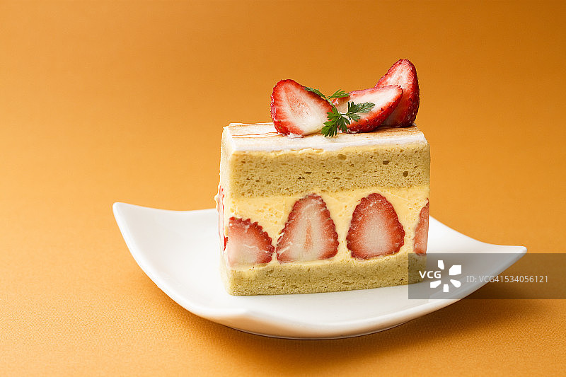 草莓蛋糕图片素材