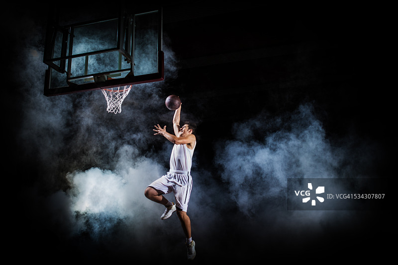 篮球运动员图片素材