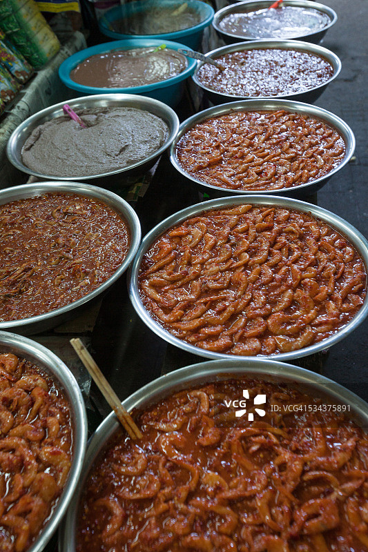 越南风味虾酱什锦碗图片素材