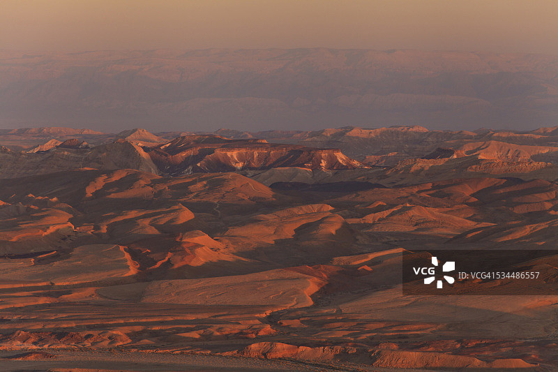 内盖夫沙漠拉蒙火山口日落图片素材
