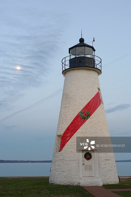 黄昏时分的康科德角灯塔，马里兰州哈弗尔德格雷斯图片素材