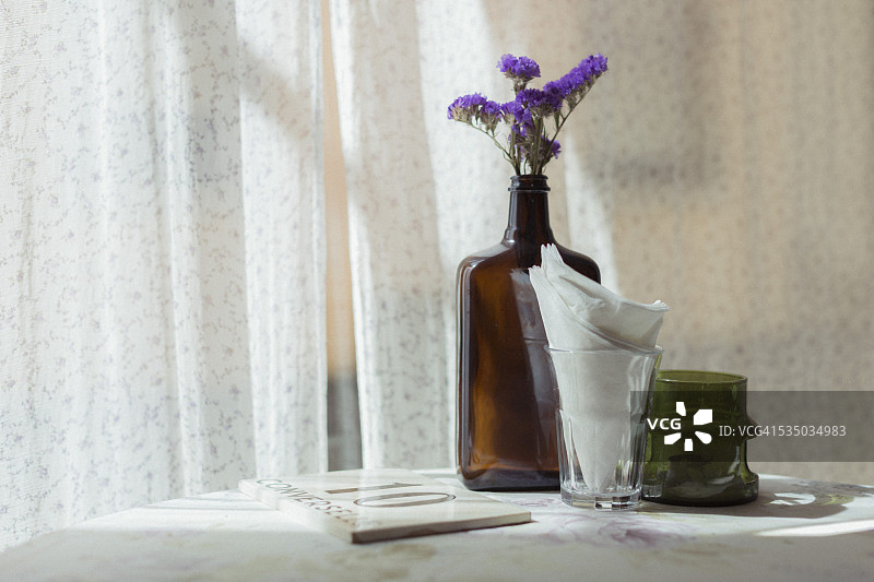 餐桌摆设图片素材