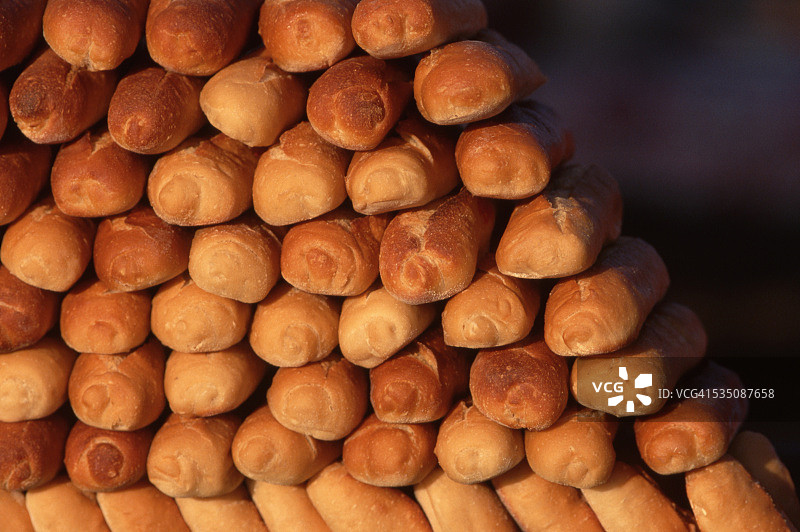 柬埔寨磅同出售的法棍面包图片素材