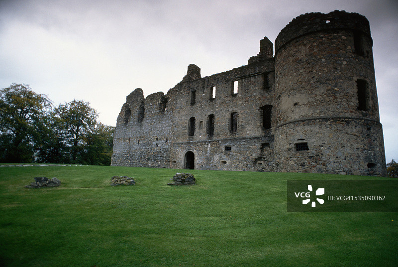 苏格兰巴尔韦尼城堡遗址图片素材