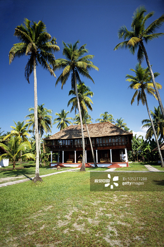 印度喀拉拉邦库马拉孔椰林哈根酒店的特色平房图片素材