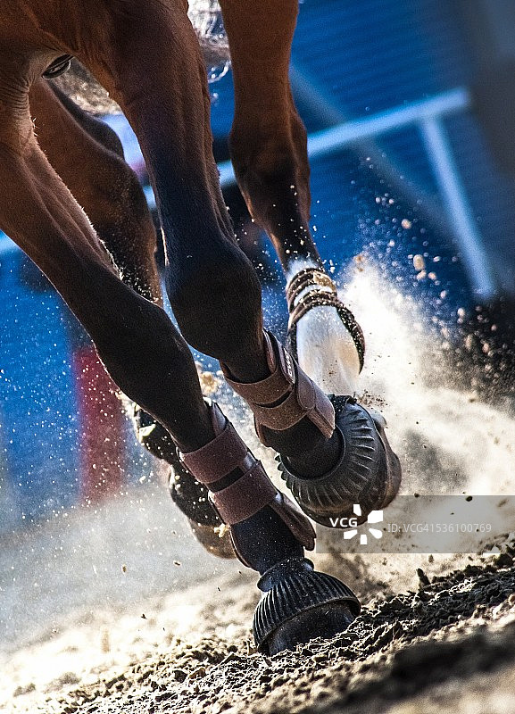 尘土飞扬图片素材