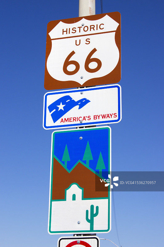 历史悠久的66号公路路标图片素材